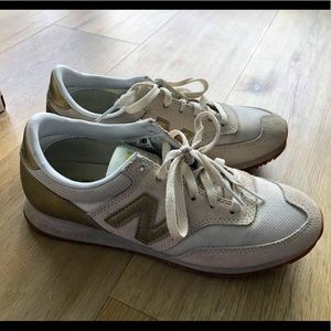 New balance women sneakers size 6.5 Europe 37